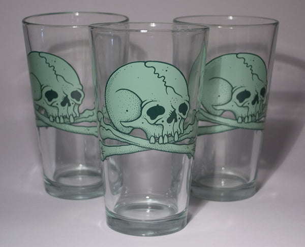EGO - Skull & Cross Bones - 20oz. Drinking Glass